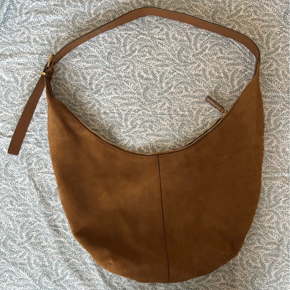 Madewell Essential Curve Shoulder Bag - Picture 3 of 6